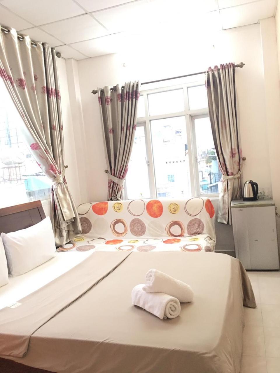 Thanhha Guesthouse At Bui Vien Walking Street Thành Pho Ho Chí Minh Esterno foto